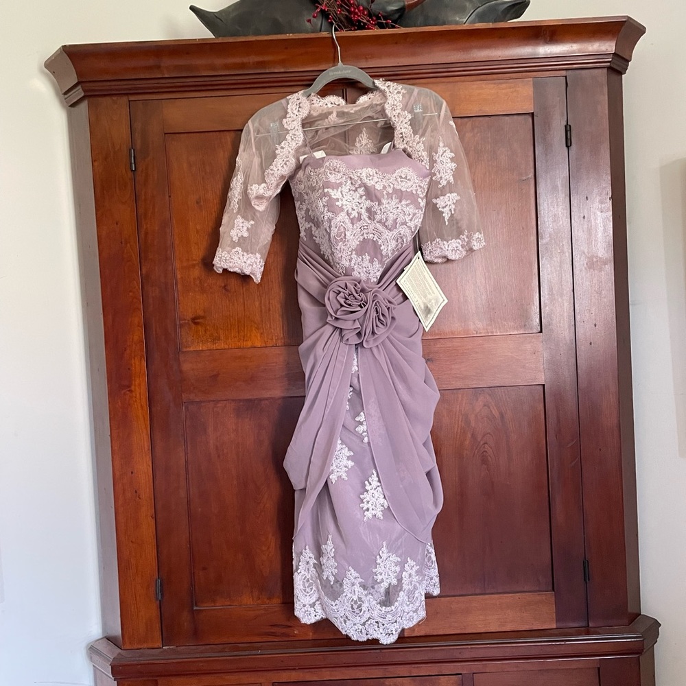 Hopeless Romantic by Victorian Trading Company Cocktail Wedding Dress 4